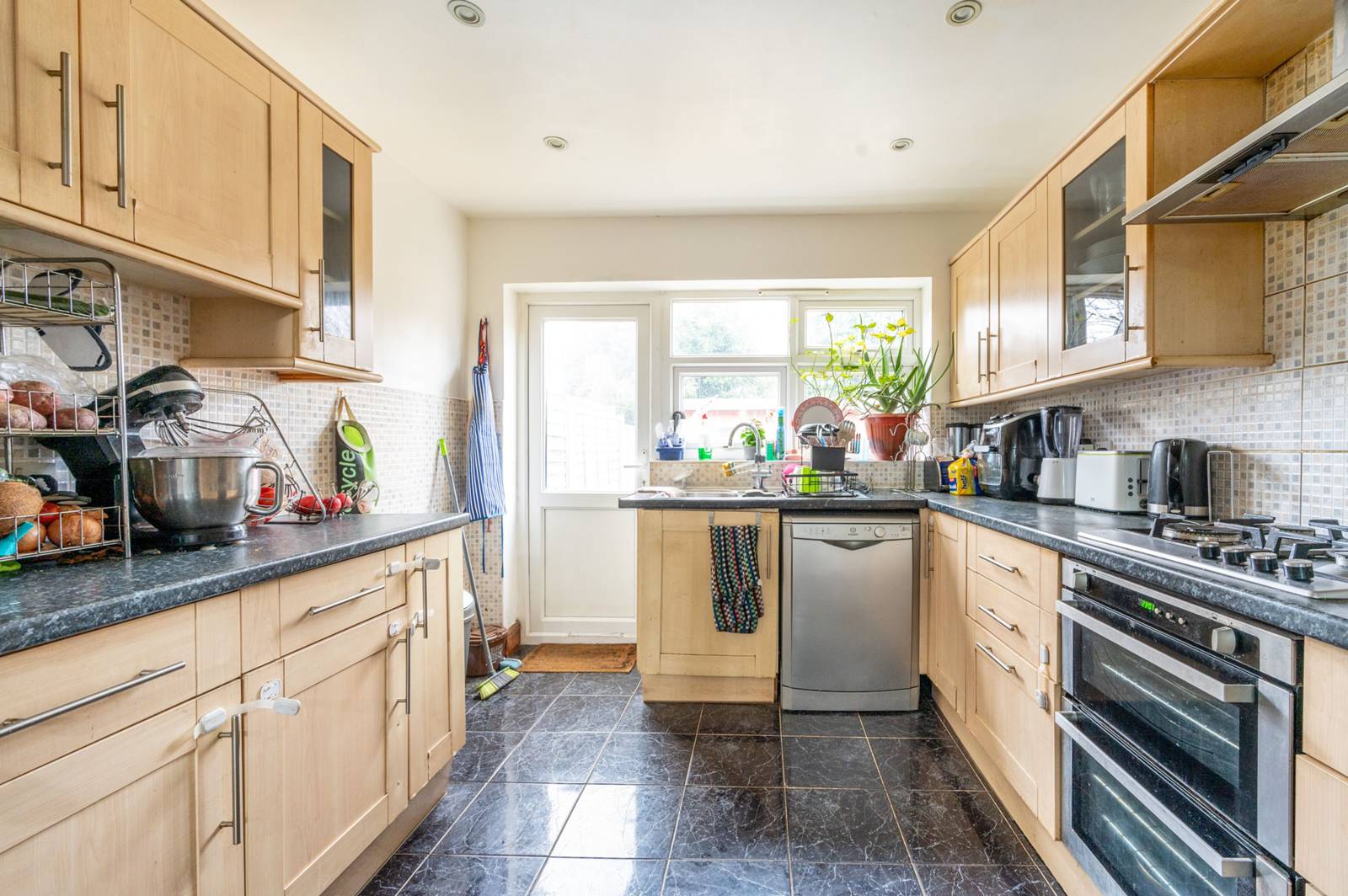 6 bedroom terraced house for sale 0