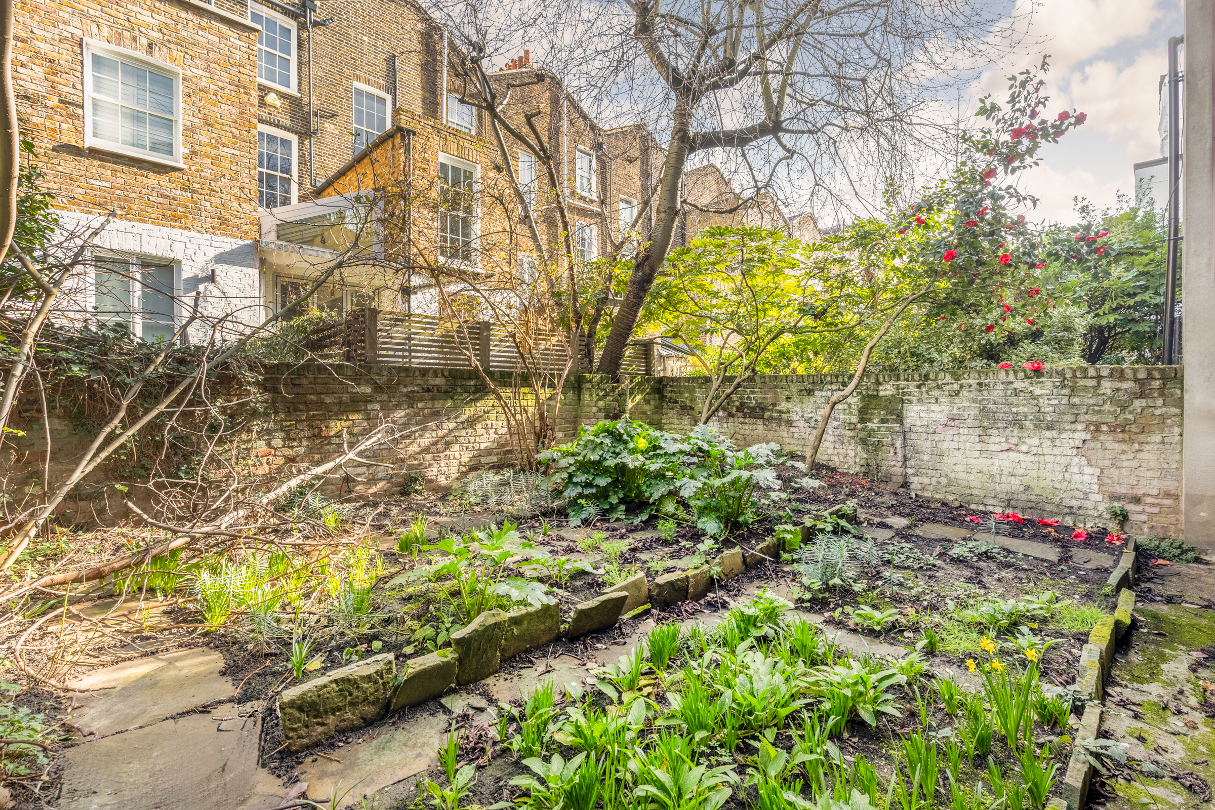 4 bedroom town house for sale 0