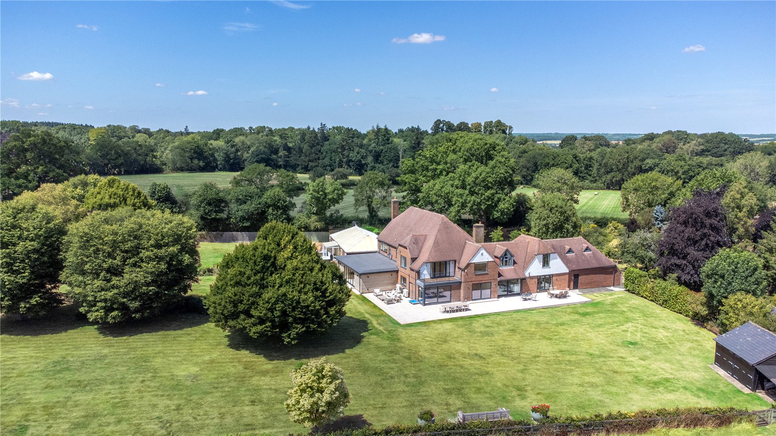 5 bedroom equestrian property for sale 0