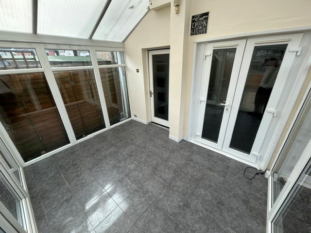 14, Tipton photo 3