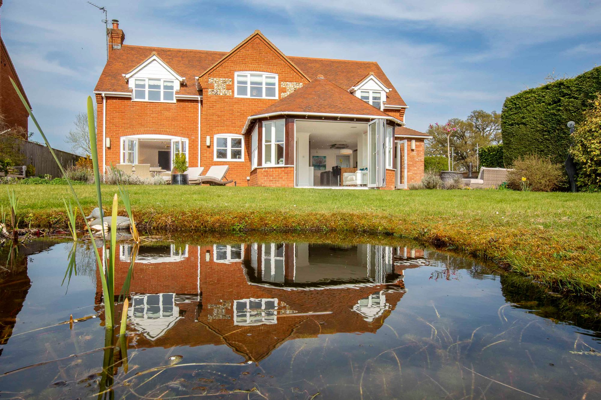 5 bedroom detached house for sale 0