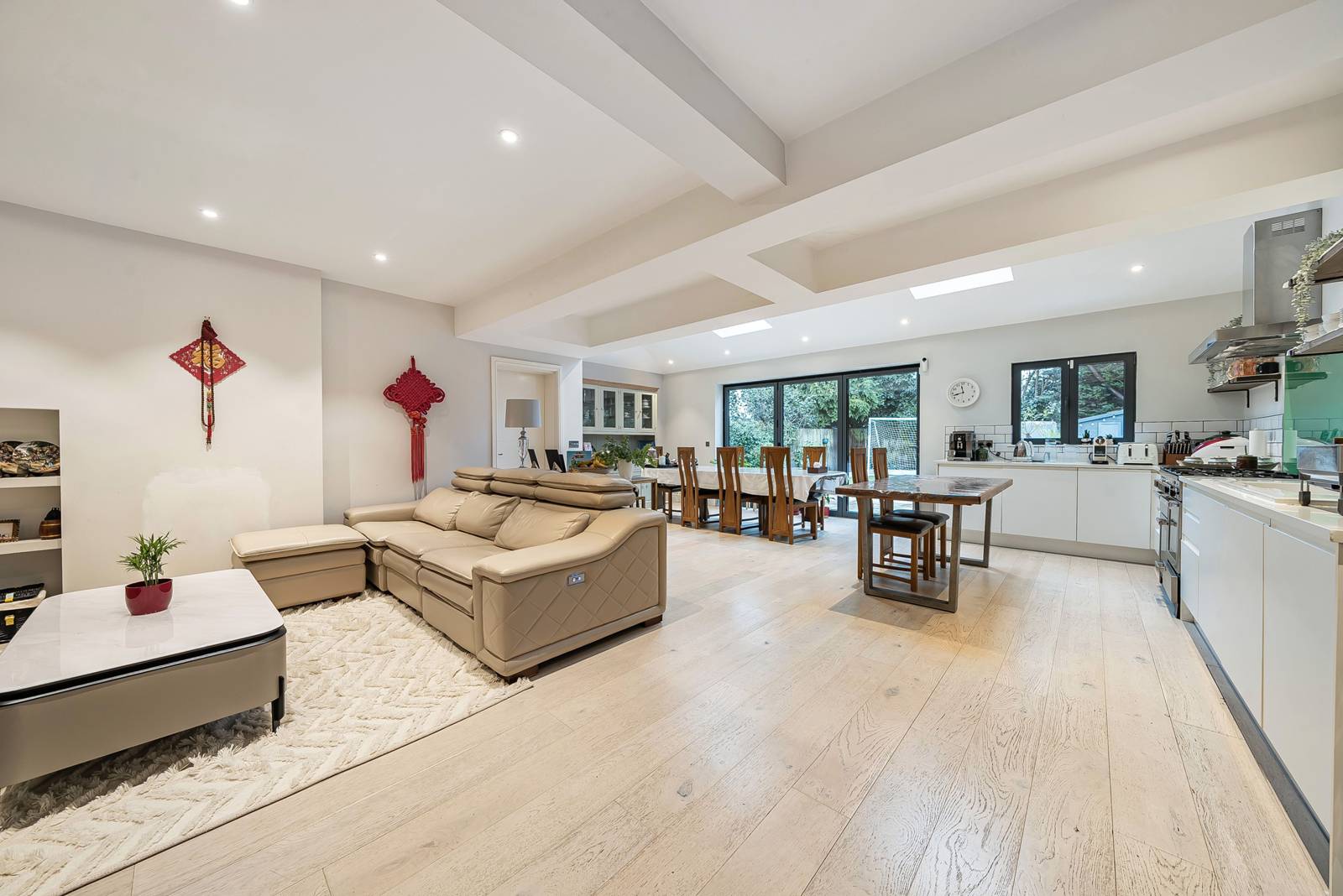 5 bedroom detached house for sale in Twickenham