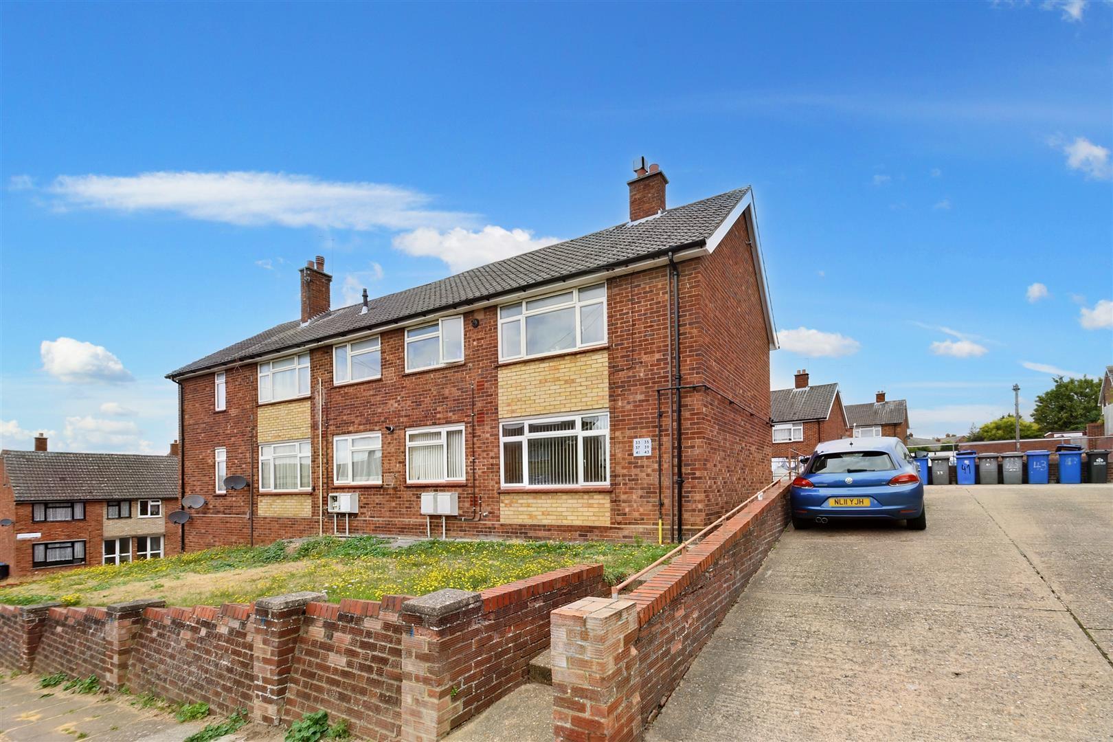 35, Manchester Road, Ipswich photo 2