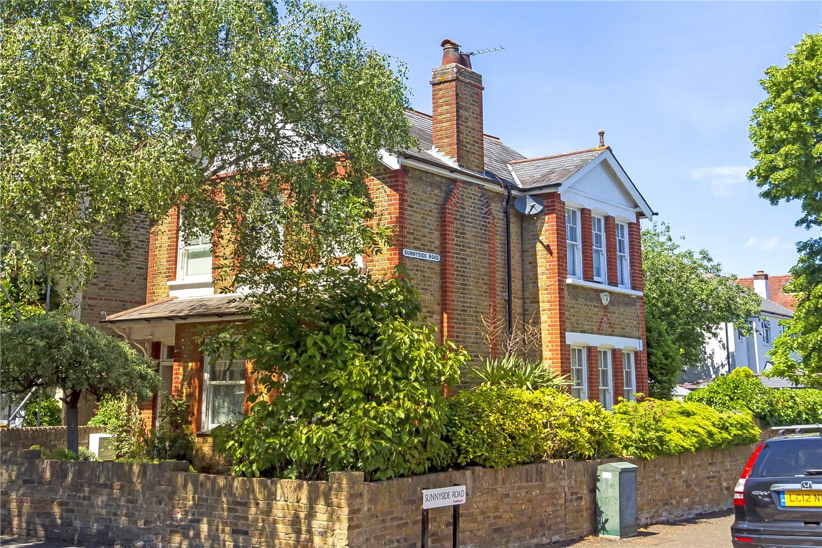 3 bedroom detached house for sale in Princes Road, Teddington TW11