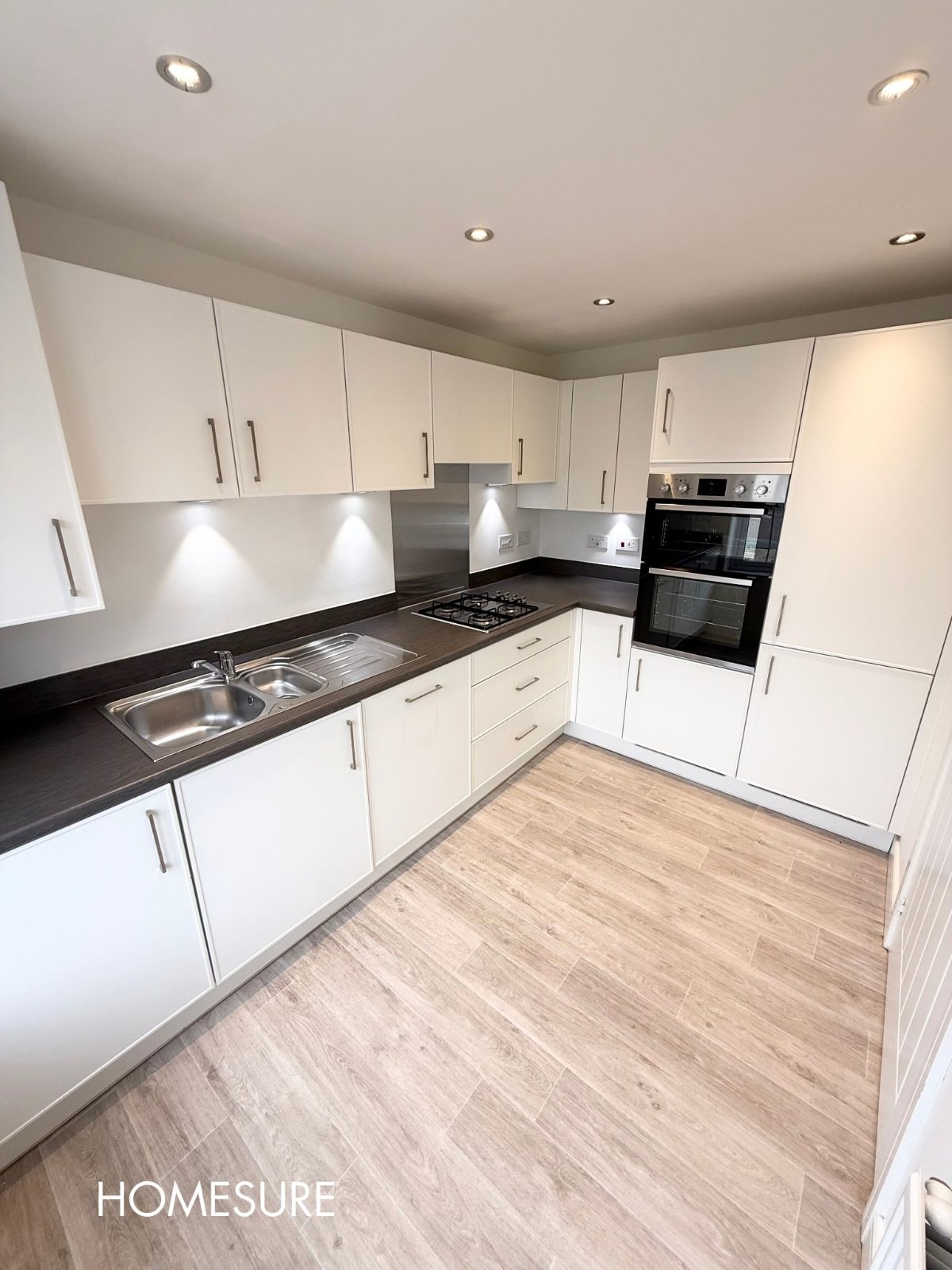 159, Stratford Drive, Merseyside photo 4