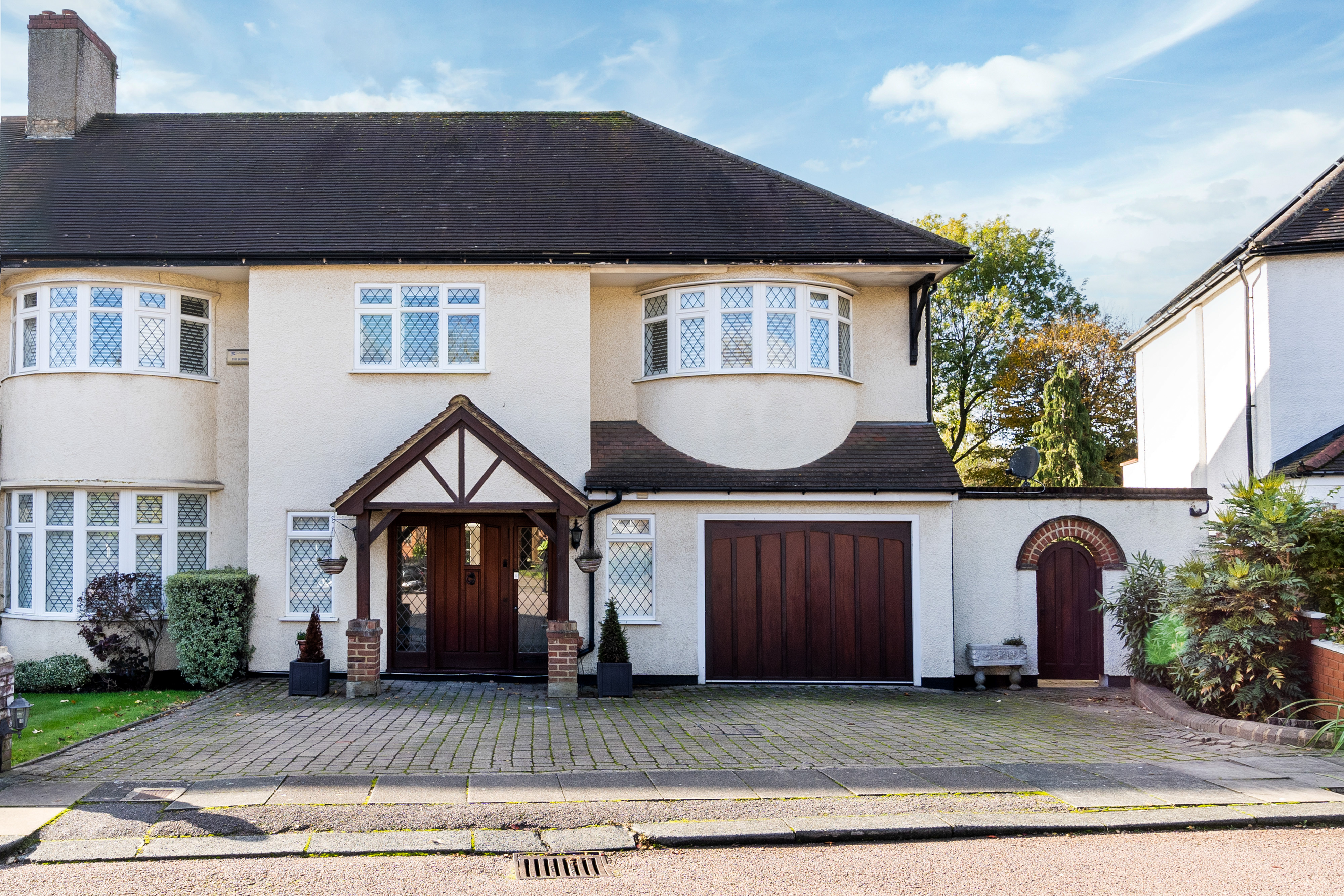 4 bedroom semi-detached house for sale 0