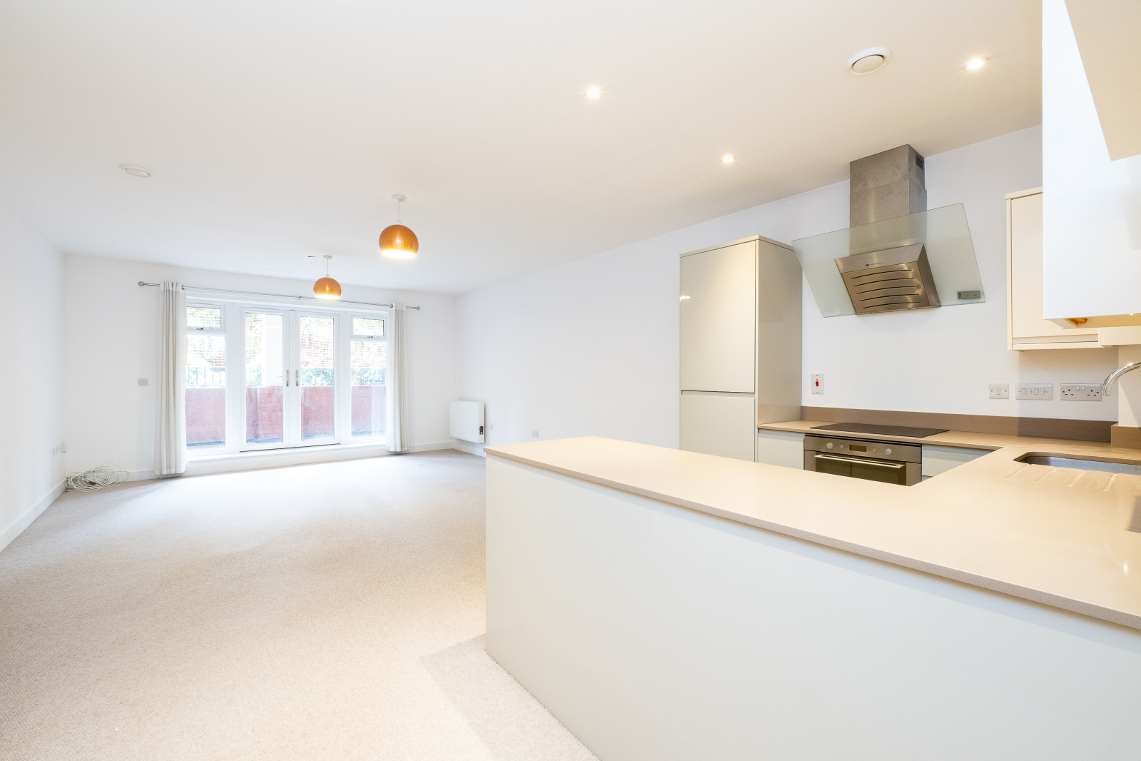 Flat 2,, Leben Court, Sutton photo 5