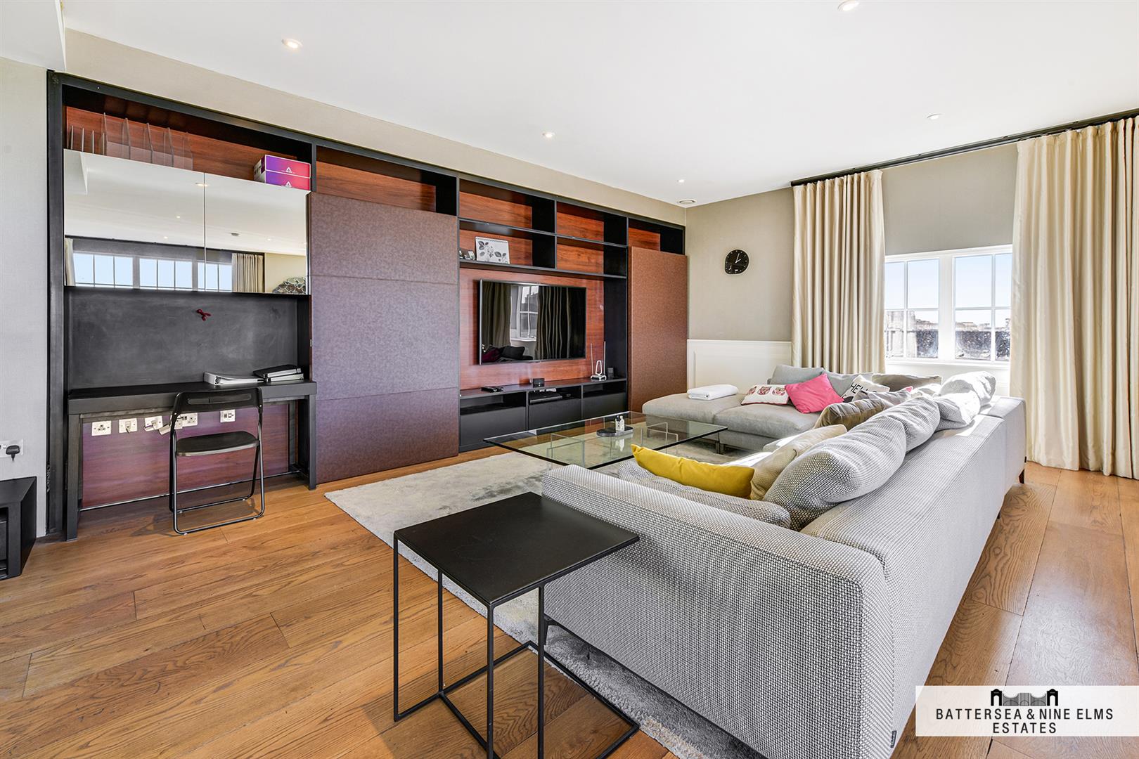 3 bedroom flat for sale 0