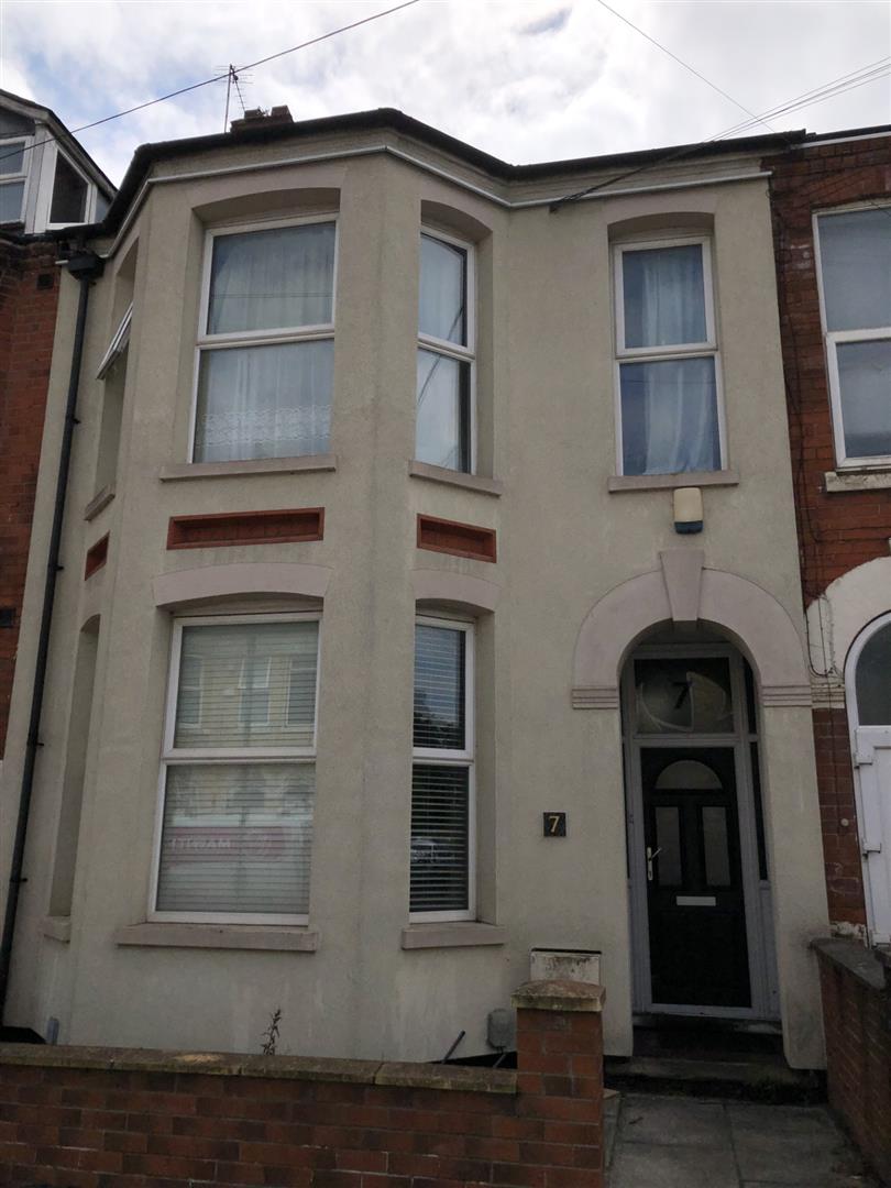 7, Ash Grove, Hull photo 2