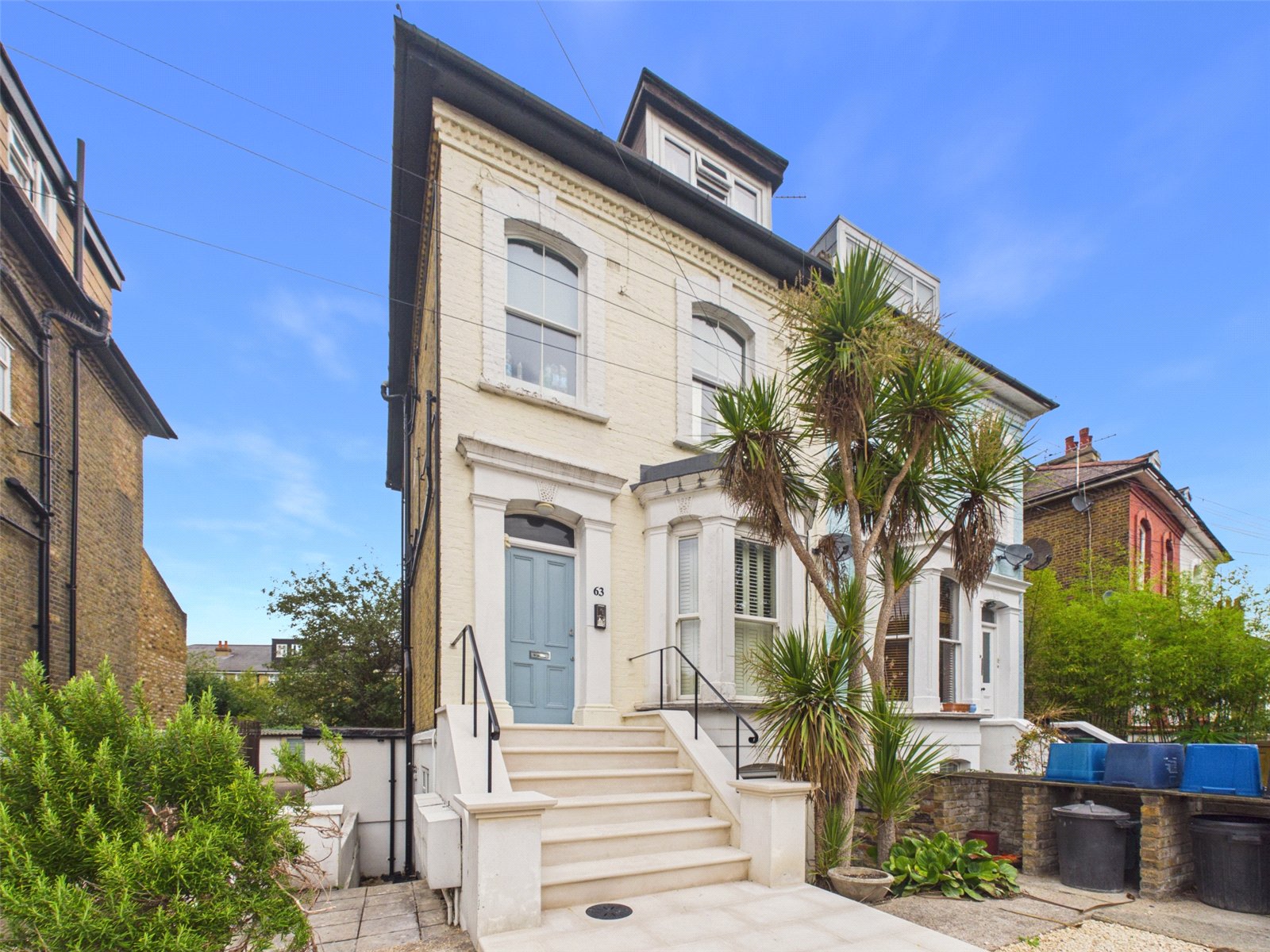2-bed flat on 63a, Amyand Park Road, Twickenham, £2,350/mo