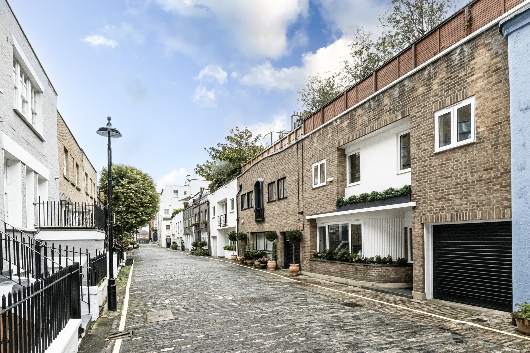 Photos of Montagu Mews West, London W1H 64173579 PrimeLocation
