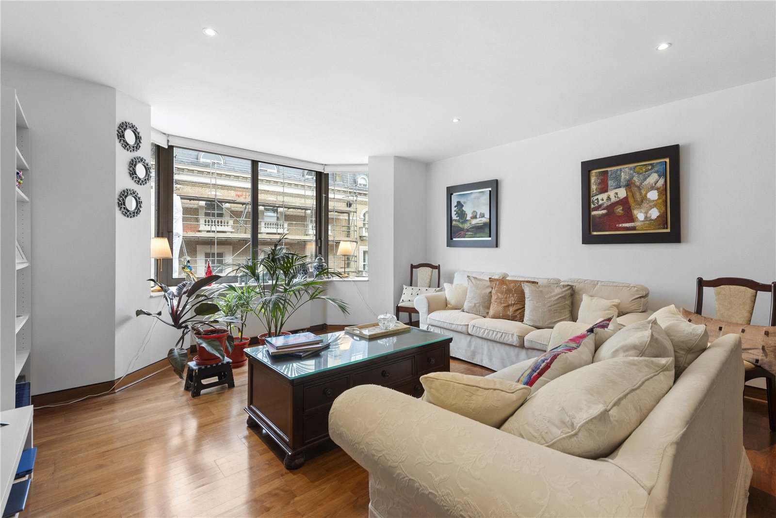 3 bedroom flat for sale 0