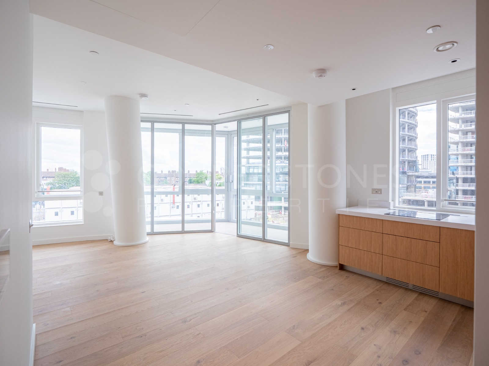 2 bedroom flat for sale 0