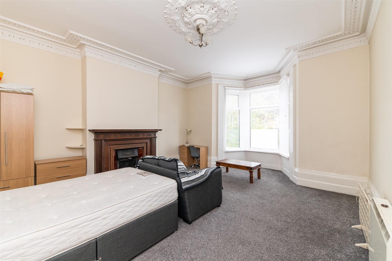 Flat 1a, 90, St George's Terrace, Newcastle Upon Tyne photo 2