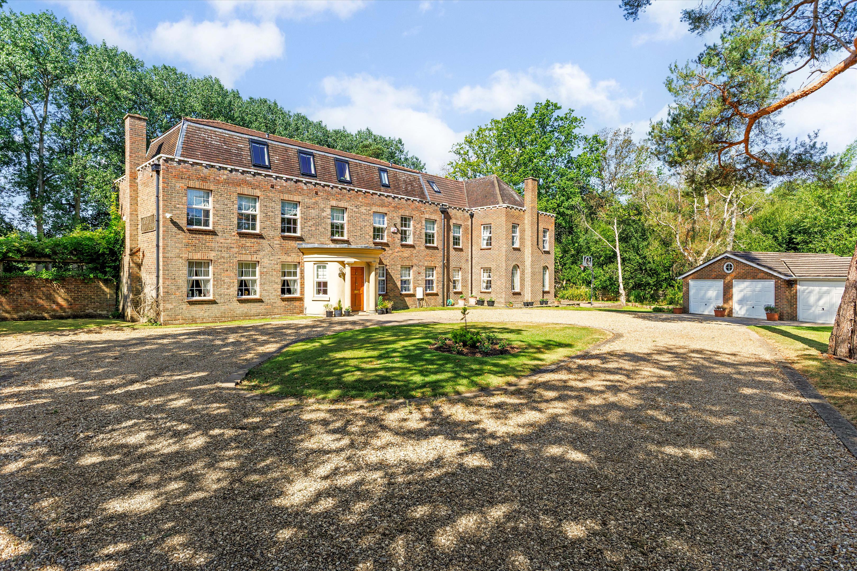 9 bedroom property for sale