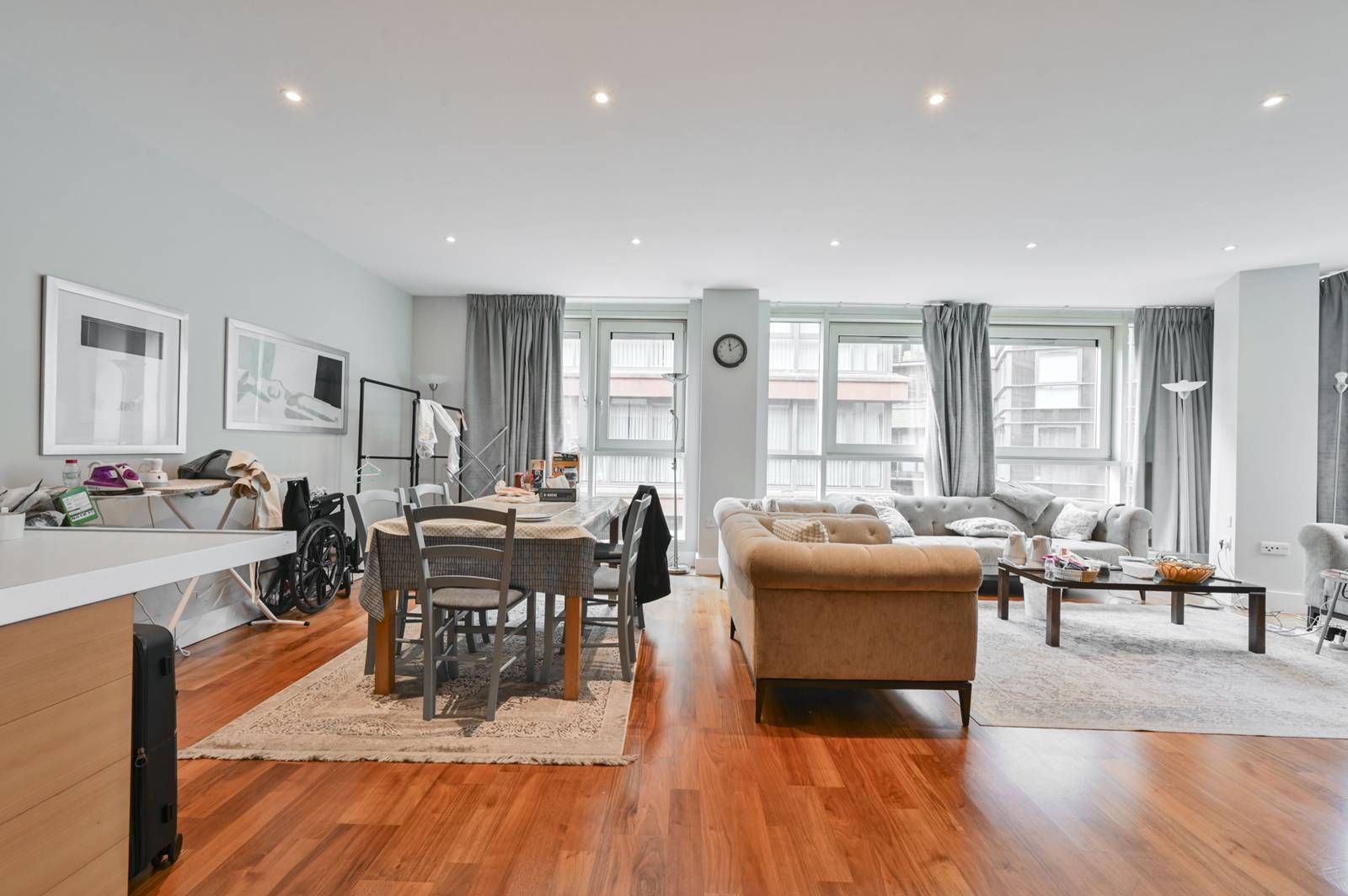 3 bedroom flat for sale 0