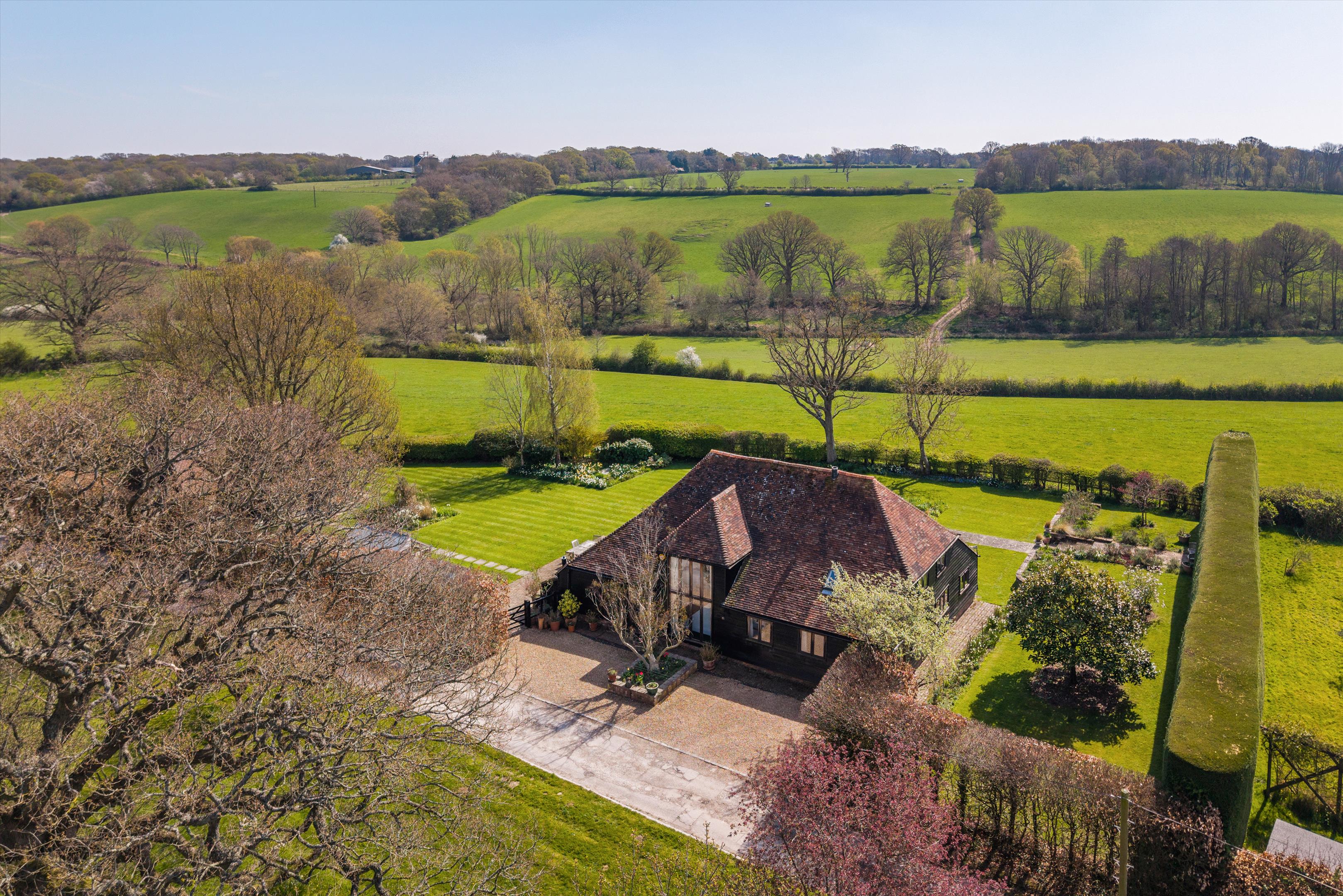 5 bedroom detached house for sale 0