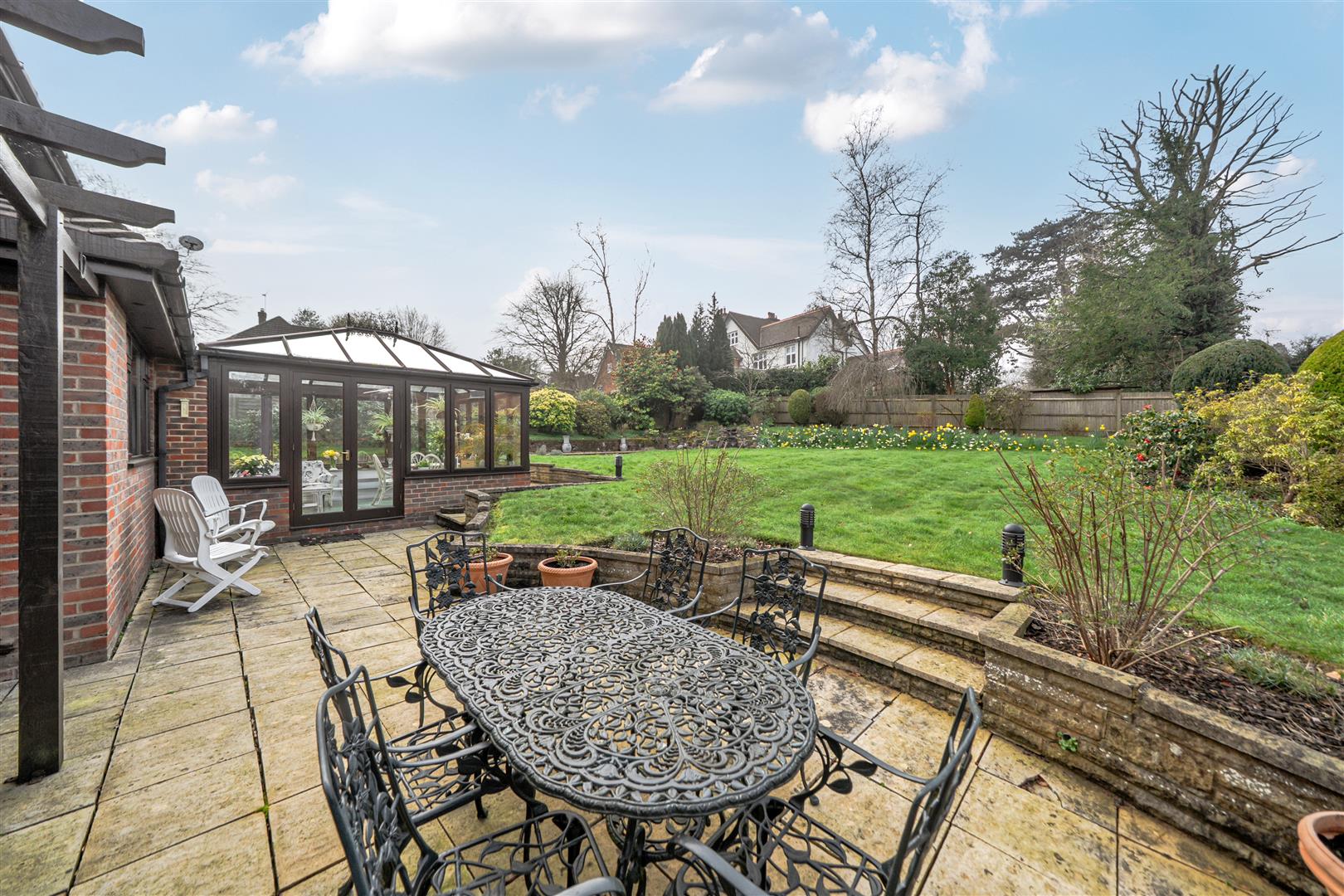 5 bedroom property for sale 0