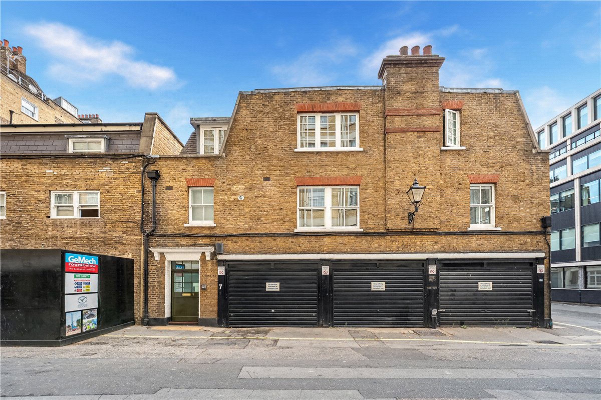 Flat 1, 7, Seymour Mews, London photo 2