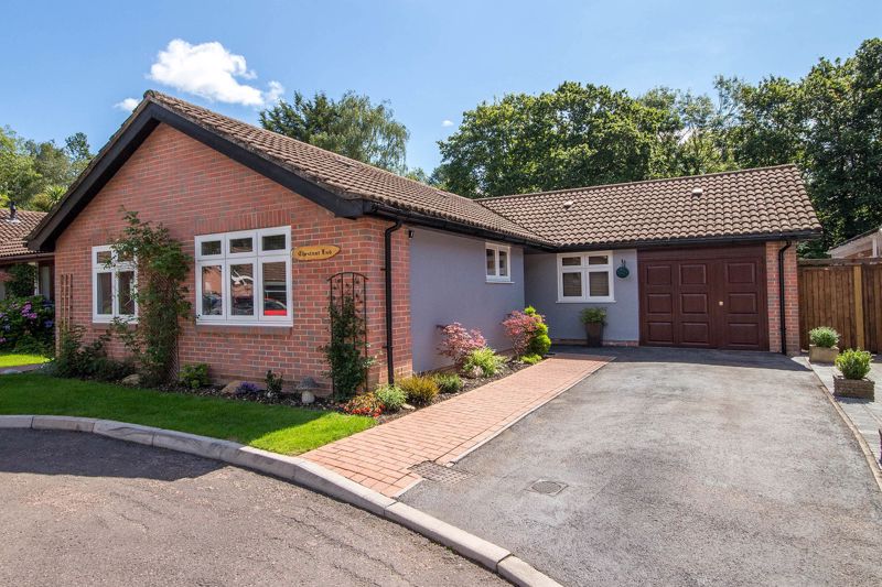 3-bed detached on 26, Chestnut Drive, Southampton, £550,000