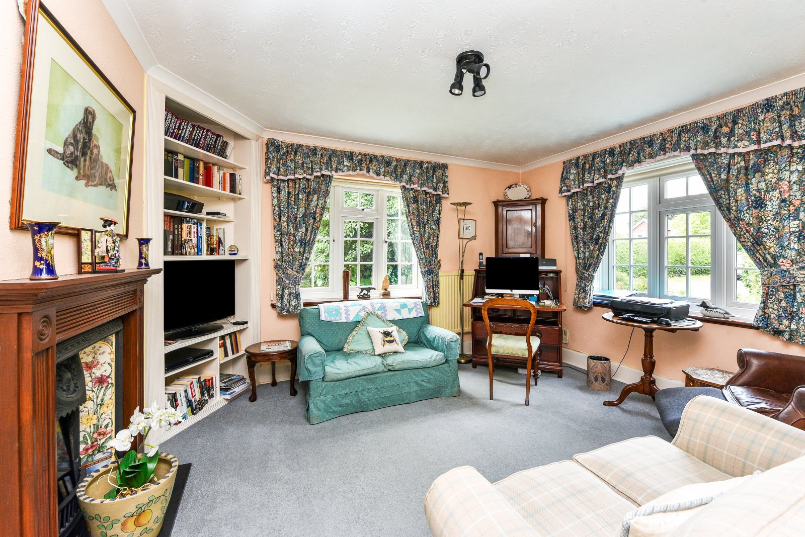 Photos of Love Lane, Petersfield, Hampshire GU31 65910591 PrimeLocation