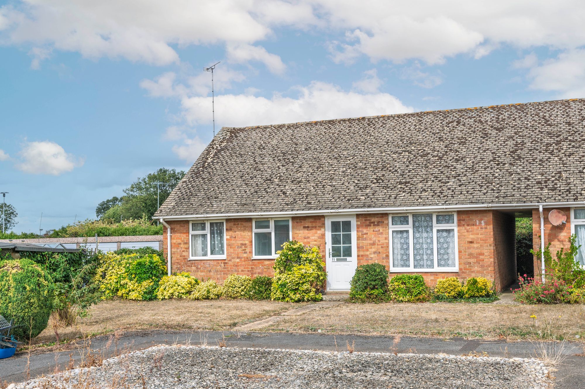11 Evenlode Gardens, Moreton-In-Marsh photo 2