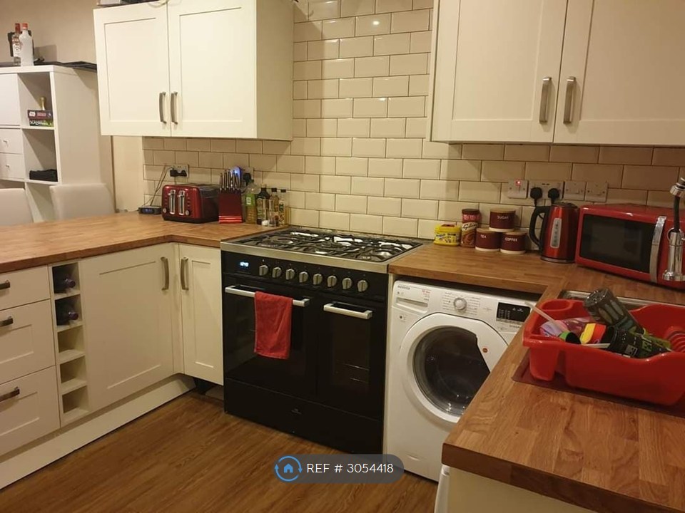Cavendish Street, Middlecroft, Staveley, Chesterfield photo 3
