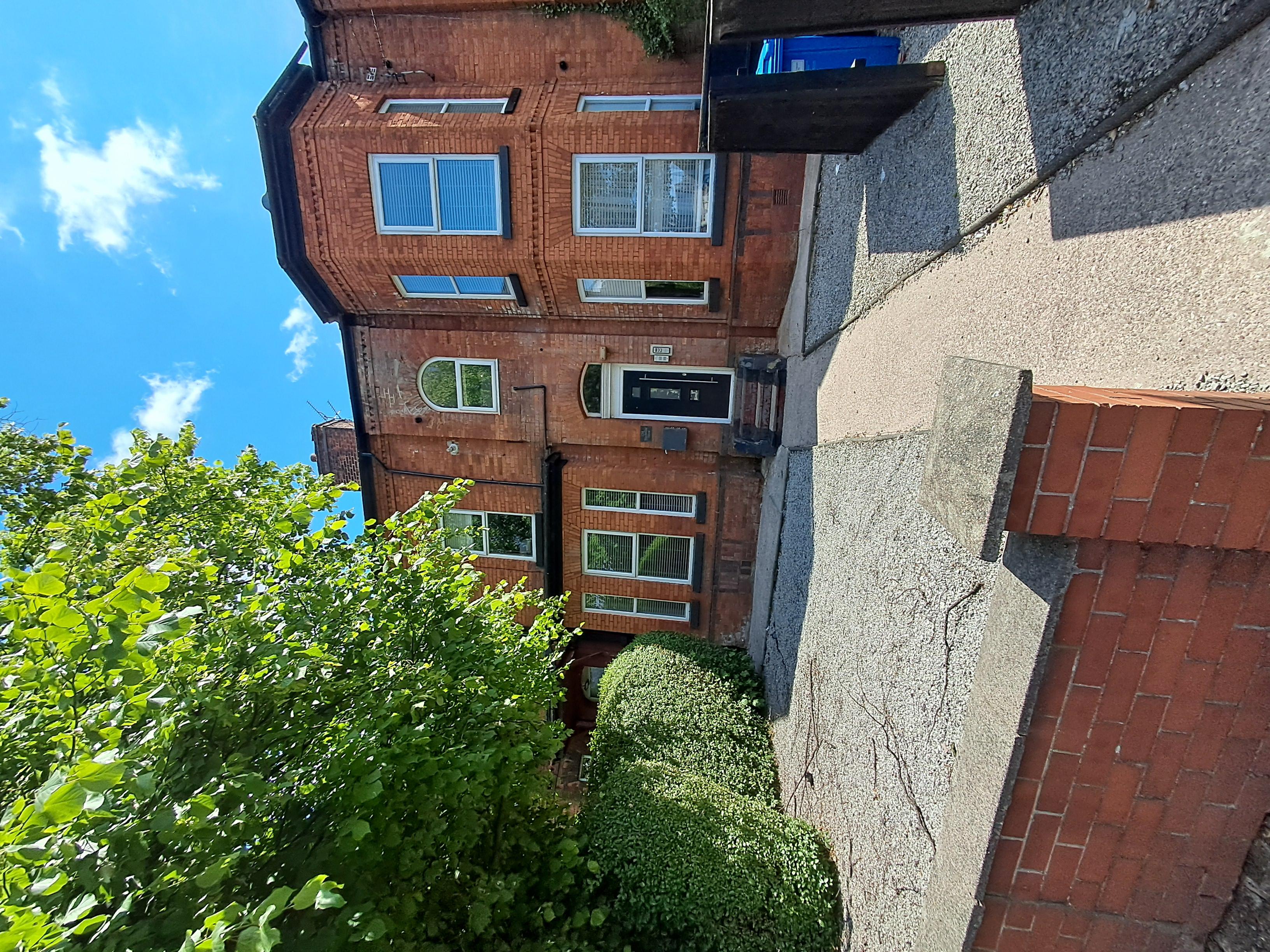 136 Dickenson Road, Manchester, M14 5HT - listing photo