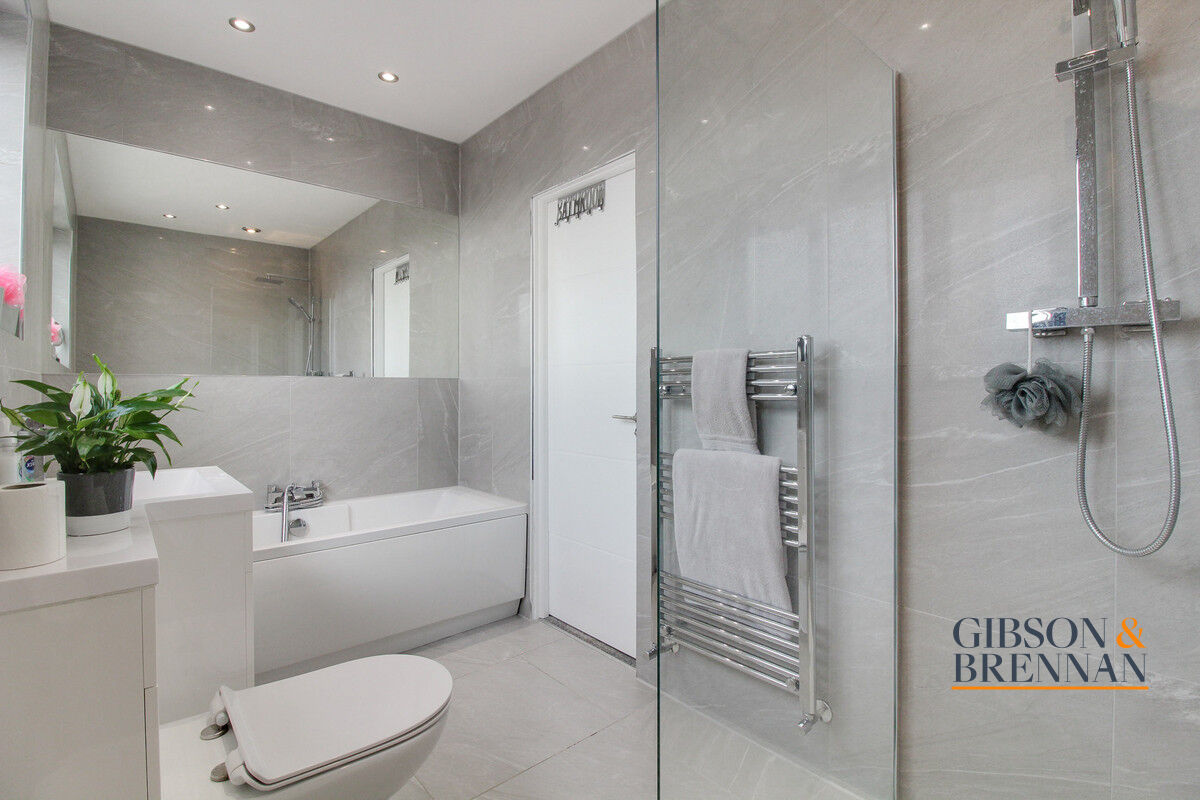 Photos of Clarence Road, Benfleet SS7 62409379 PrimeLocation