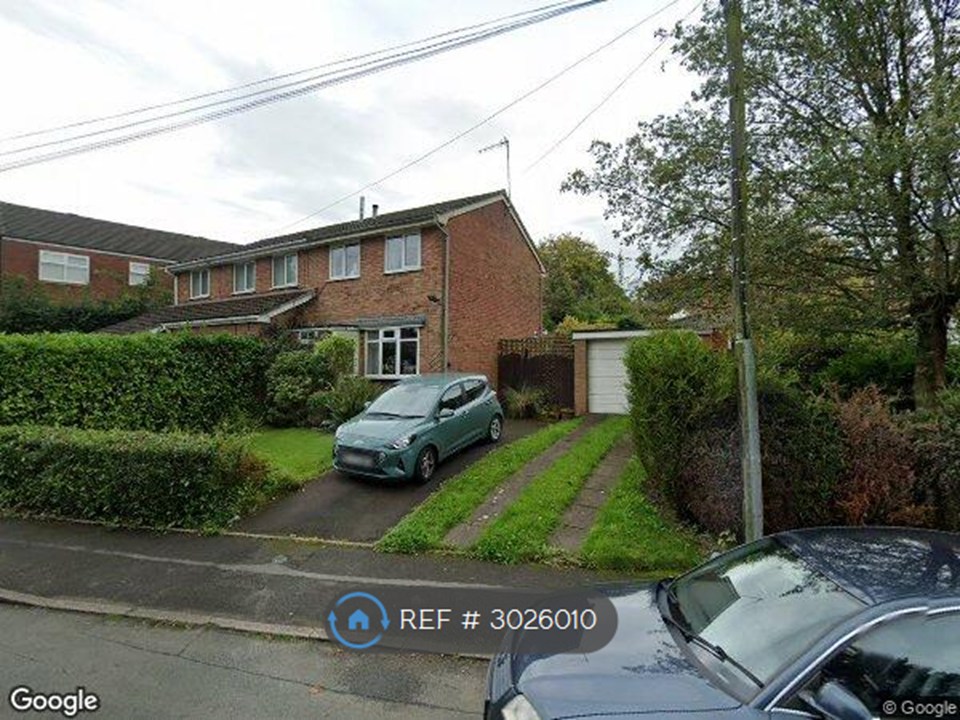 Flat, Westwood Court North St, Leek photo 2