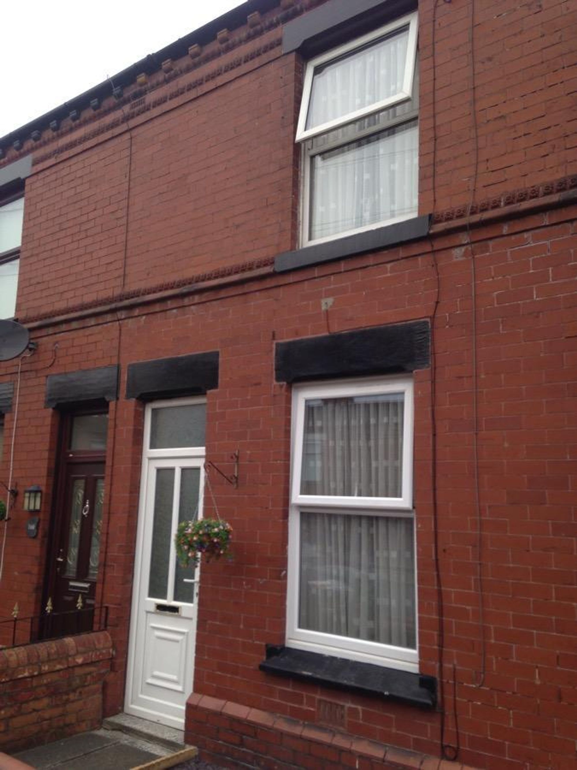 158, Chamberlain Street, Merseyside photo 2