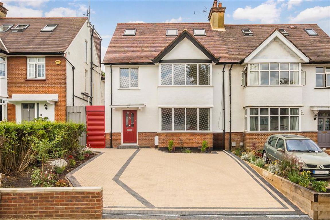 4 bedroom property for sale 0