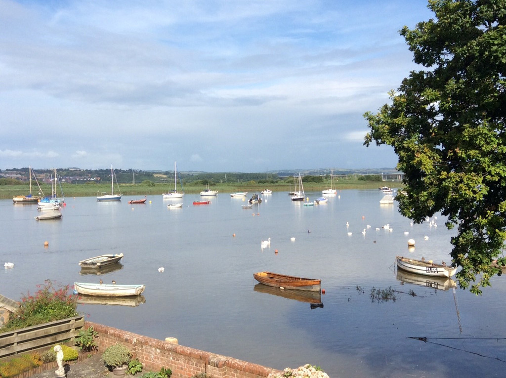 Free property report 2 Strand Court, Topsham, EX3 0AZ Chimnie