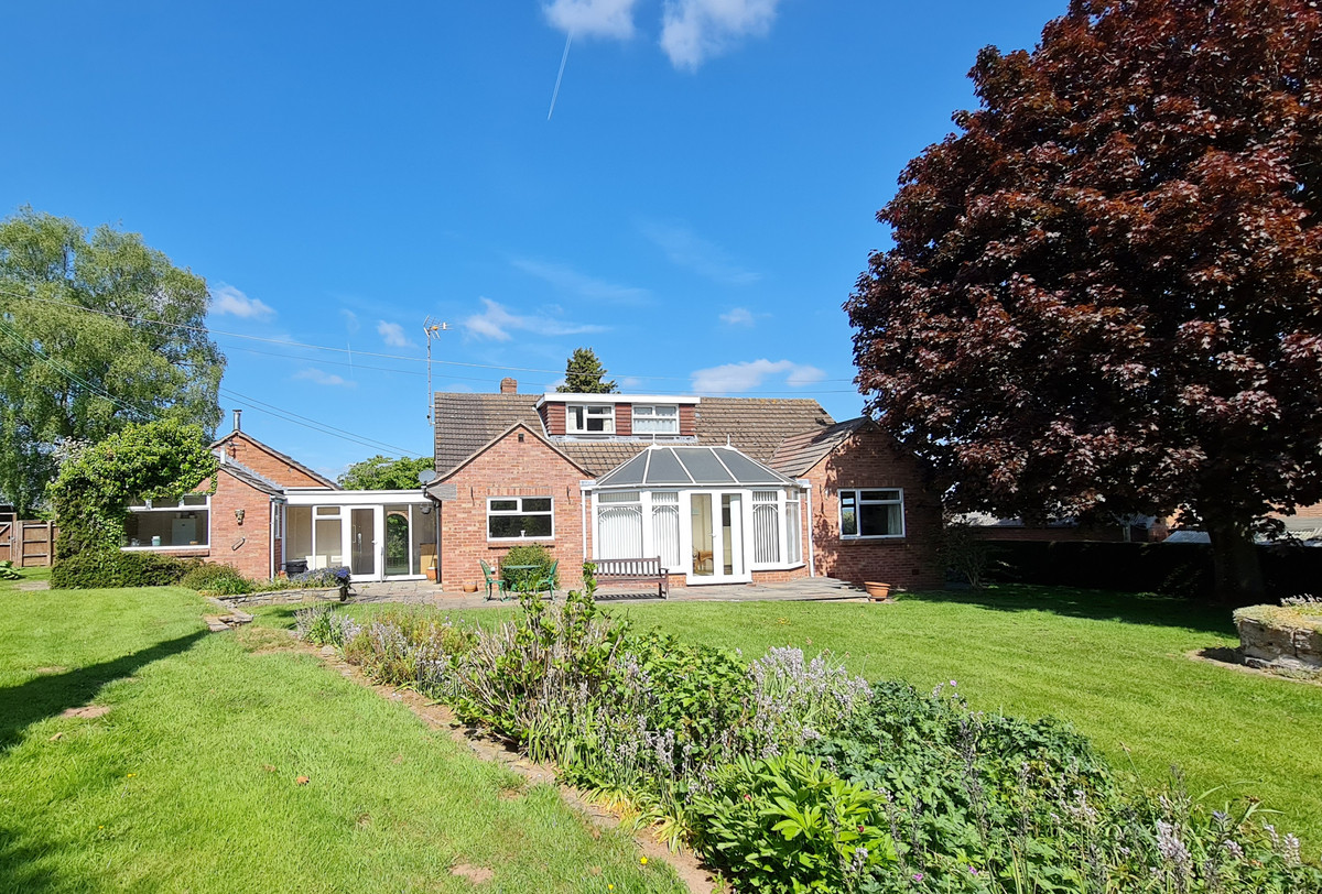 4-bed bungalow on Lightwoods, Ridgehill, Hereford, £595,000