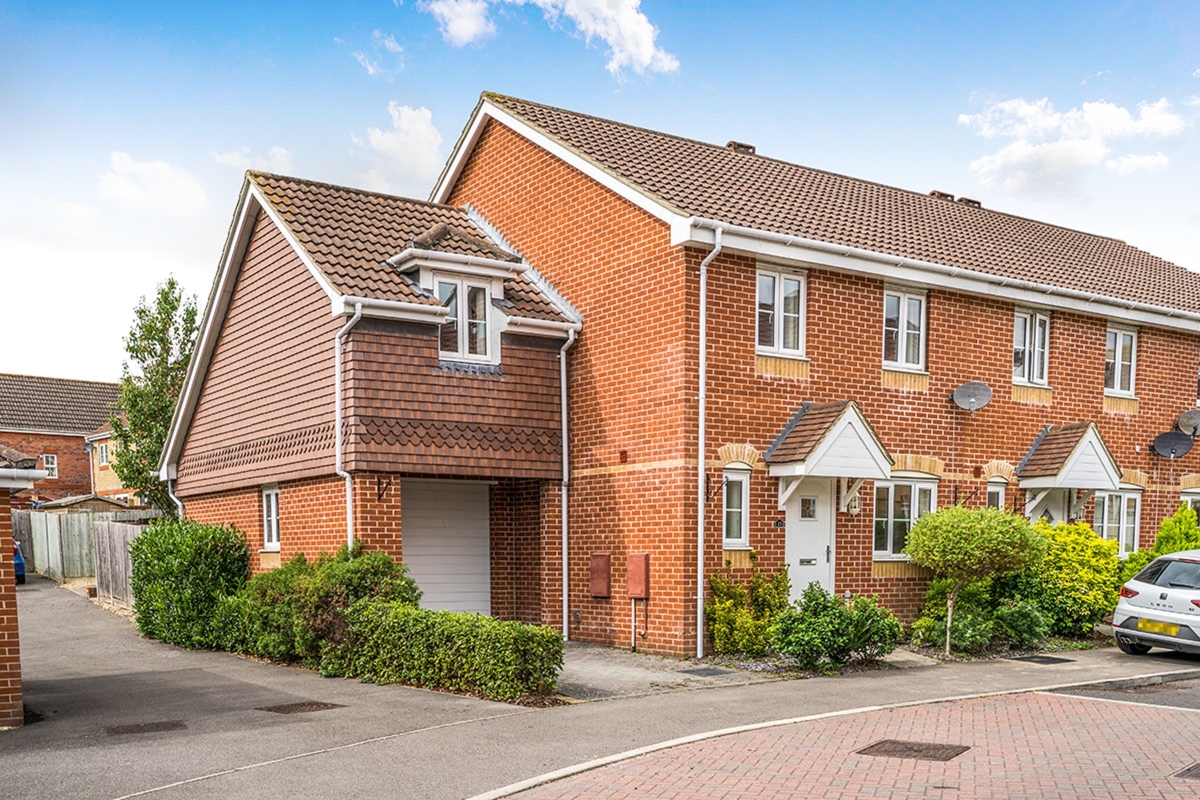 Free property report 17 Park Cottage Drive, Fareham, PO15 5JD Chimnie