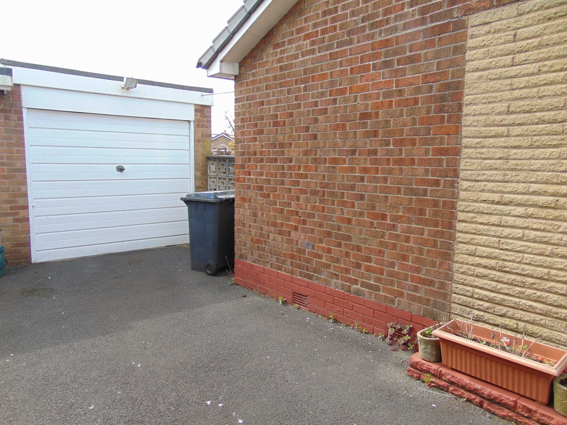 Photos of Sherwood Way, High Crompton OL2 61416345 PrimeLocation