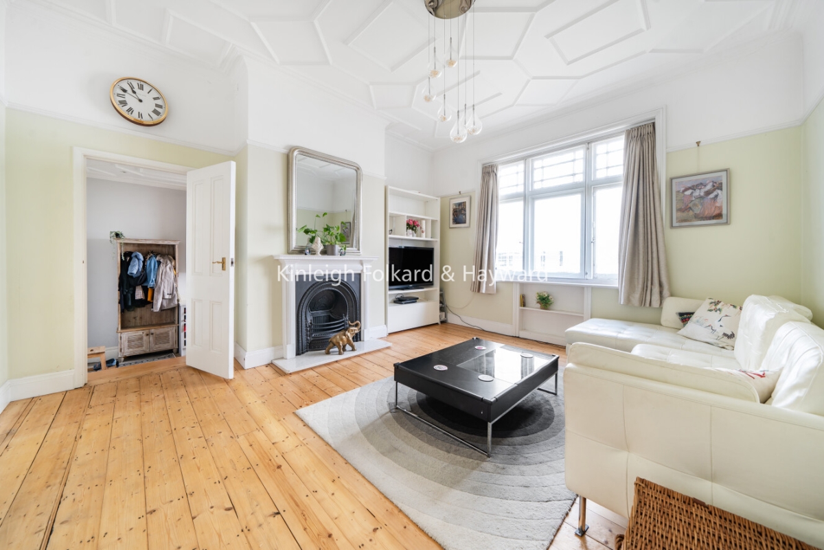 37a, Emanuel Avenue, London photo 2