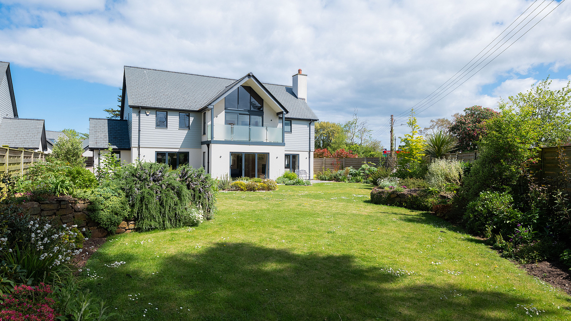 4 bedroom property for sale 0