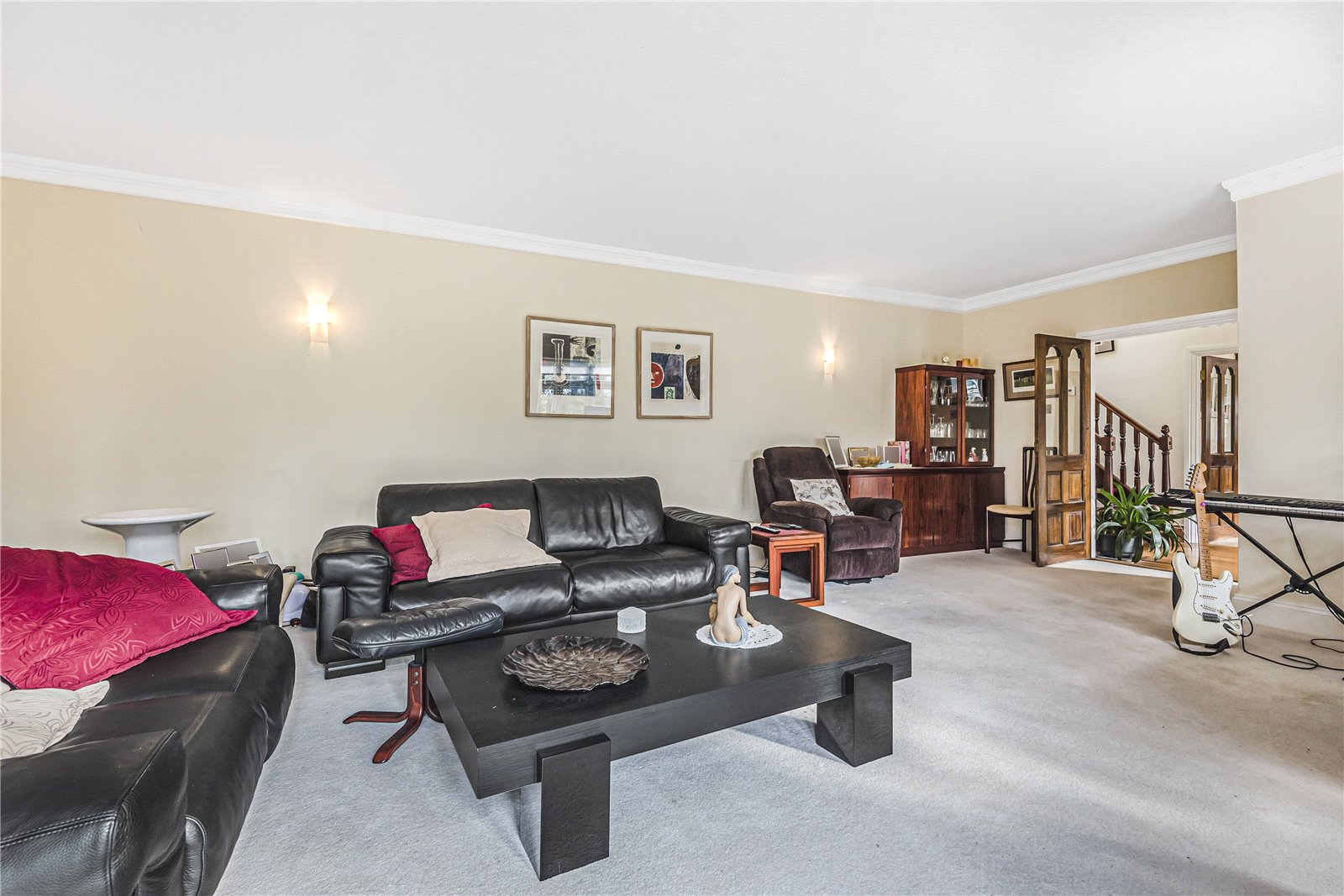 5 bedroom detached house for sale 0