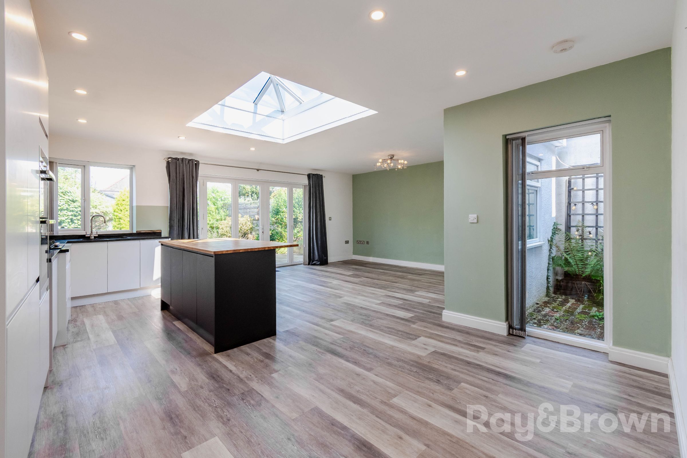 1 Leamington Road, Cardiff photo 4