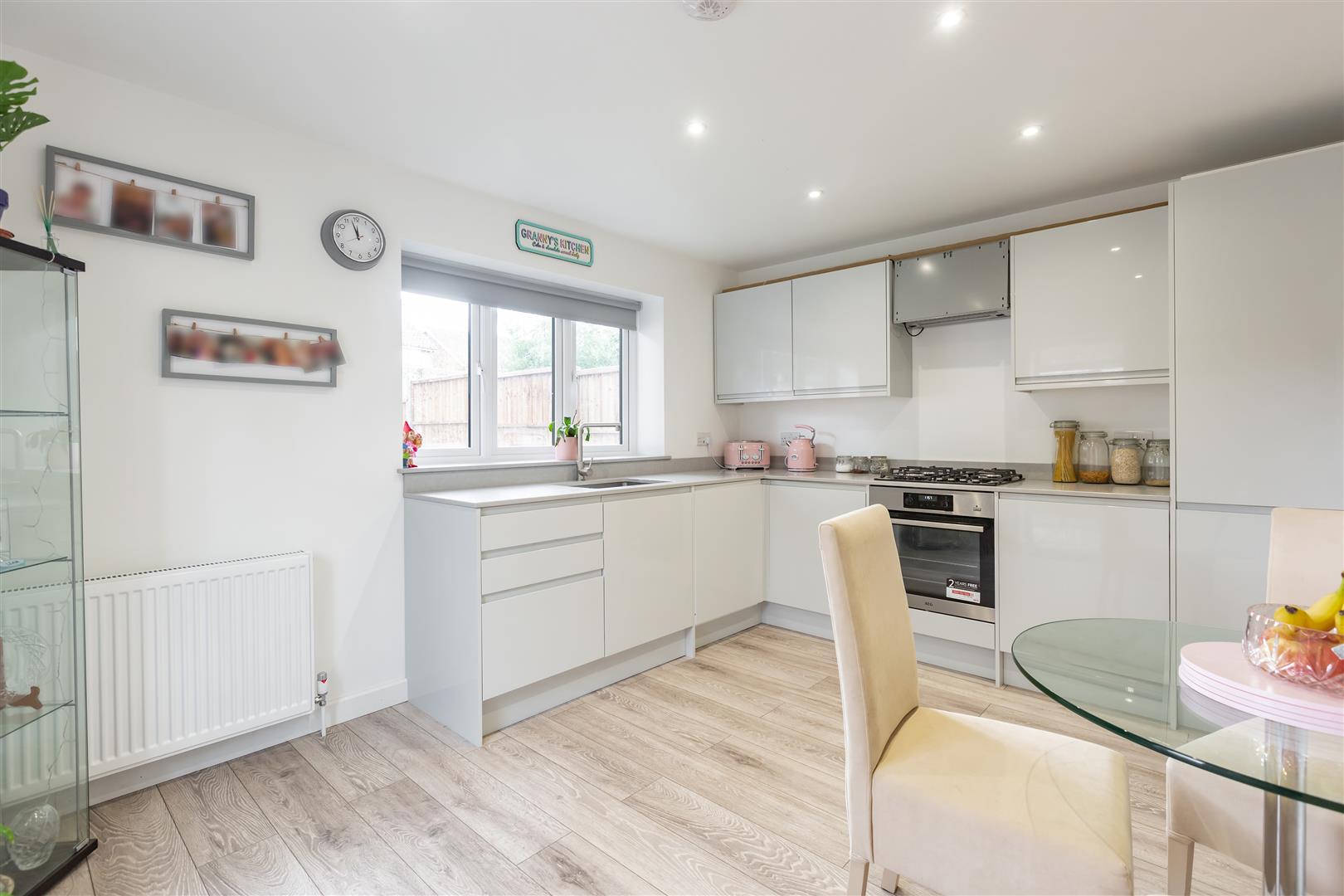 Bamboo, Willow Close, Brentwood photo 4