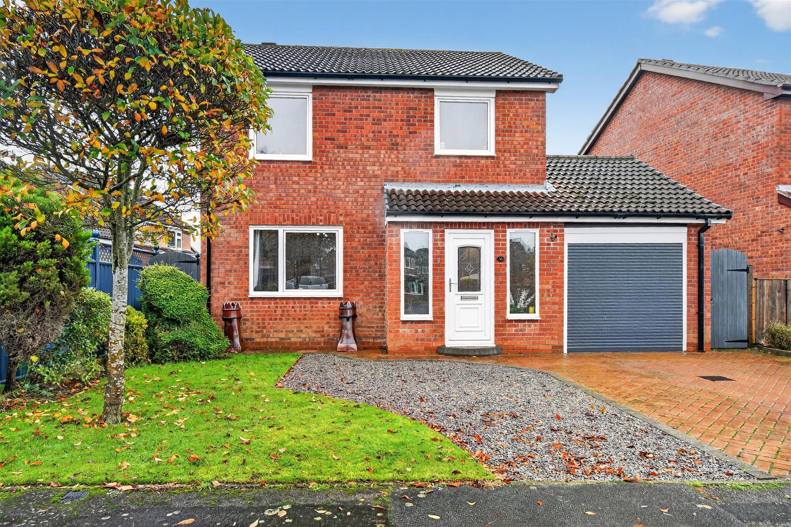 3-bed detached on 36, Dalmally Close, York, £400,000