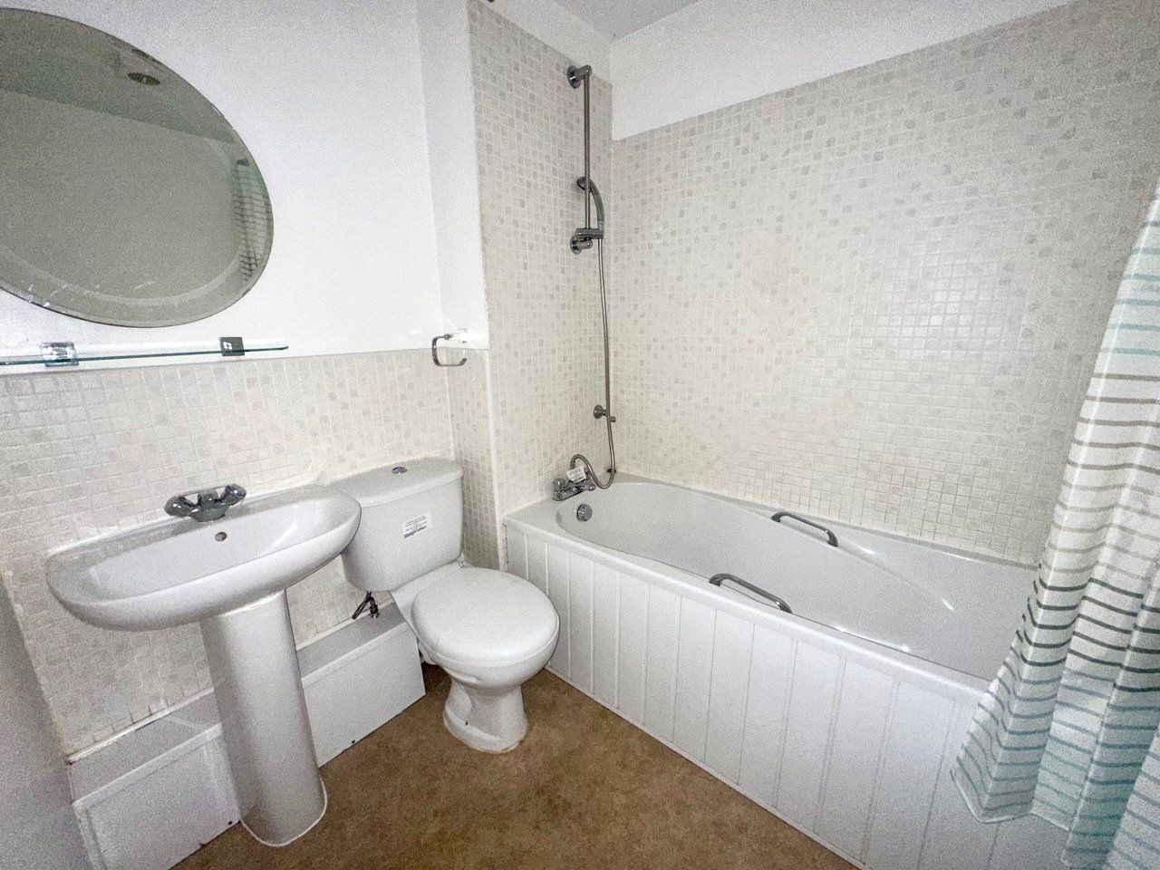 Photos of Kingsbury Close, Bury, Greater Manchester BL8 66465150