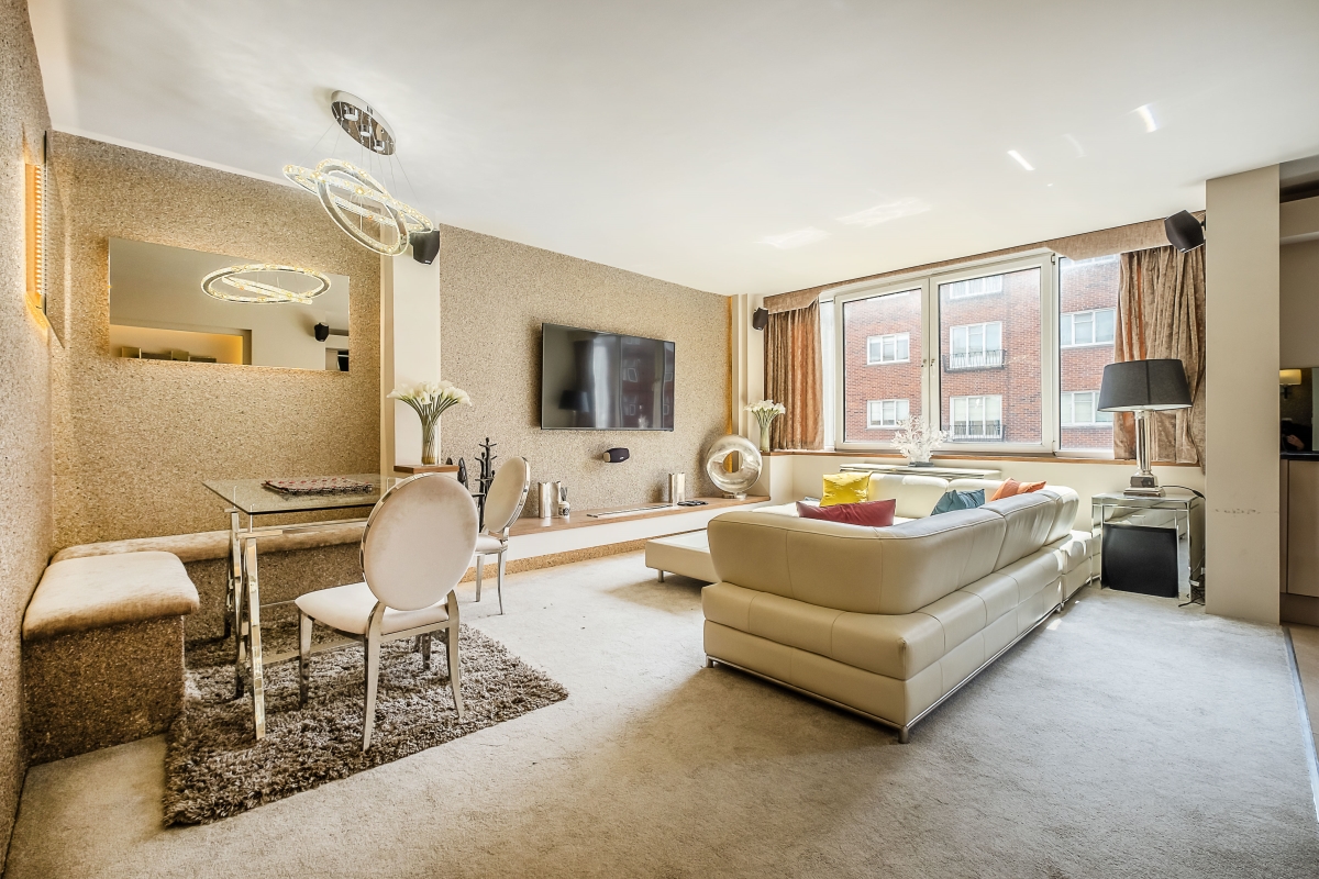 Flat 11, Bristol House, 67, Lower Sloane Street, London photo 2