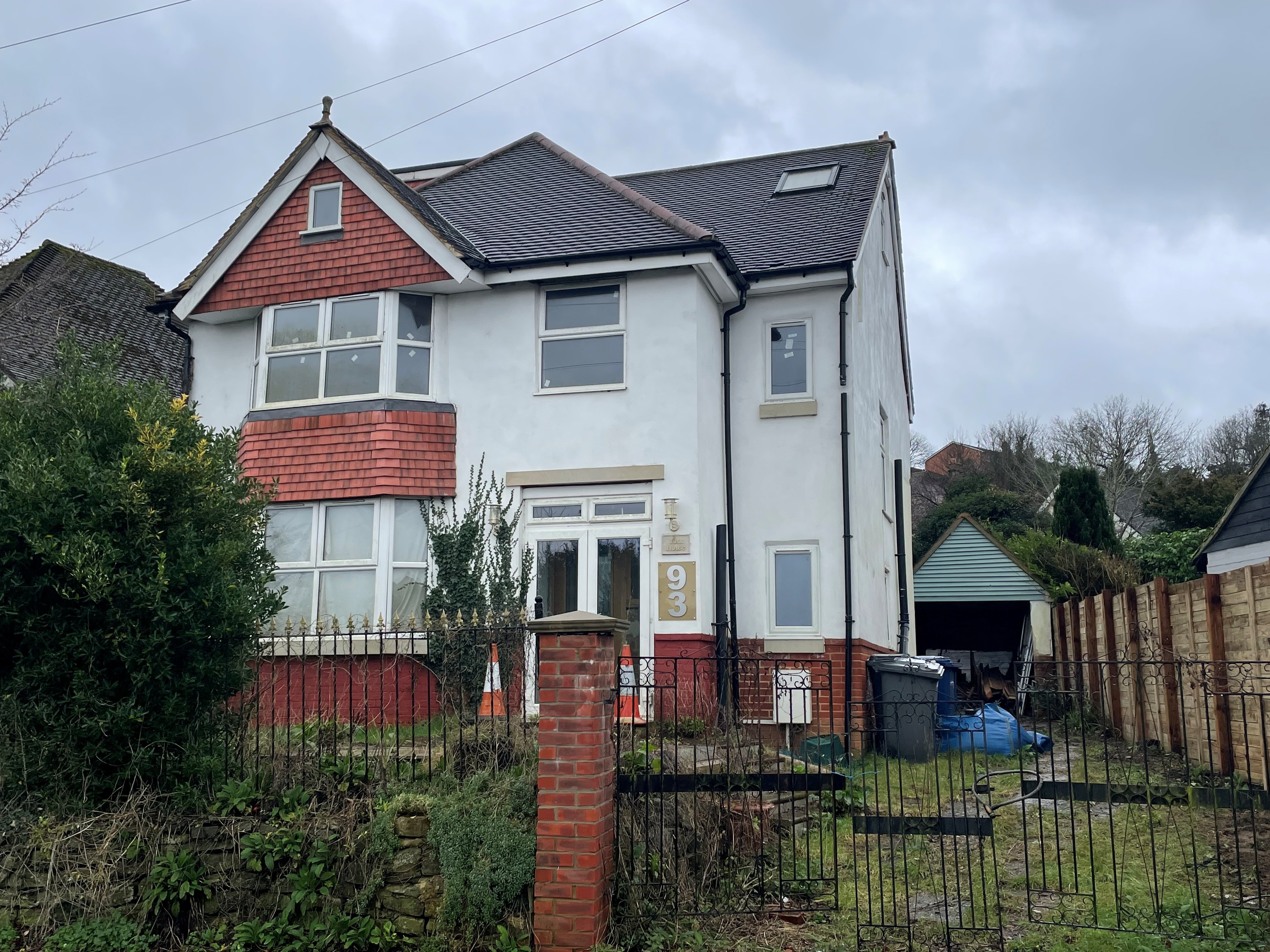 93, Farncombe Street, Farncombe photo 2