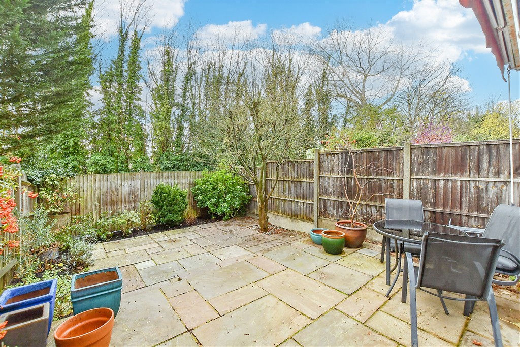 Holland Road, Maidstone photo 3