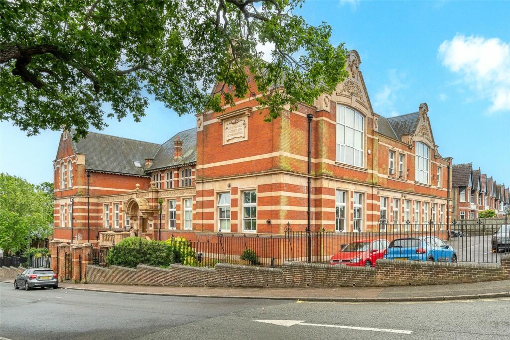 Flat 25, Old College Court, Upper Holly Hill Road, Belvedere photo 3