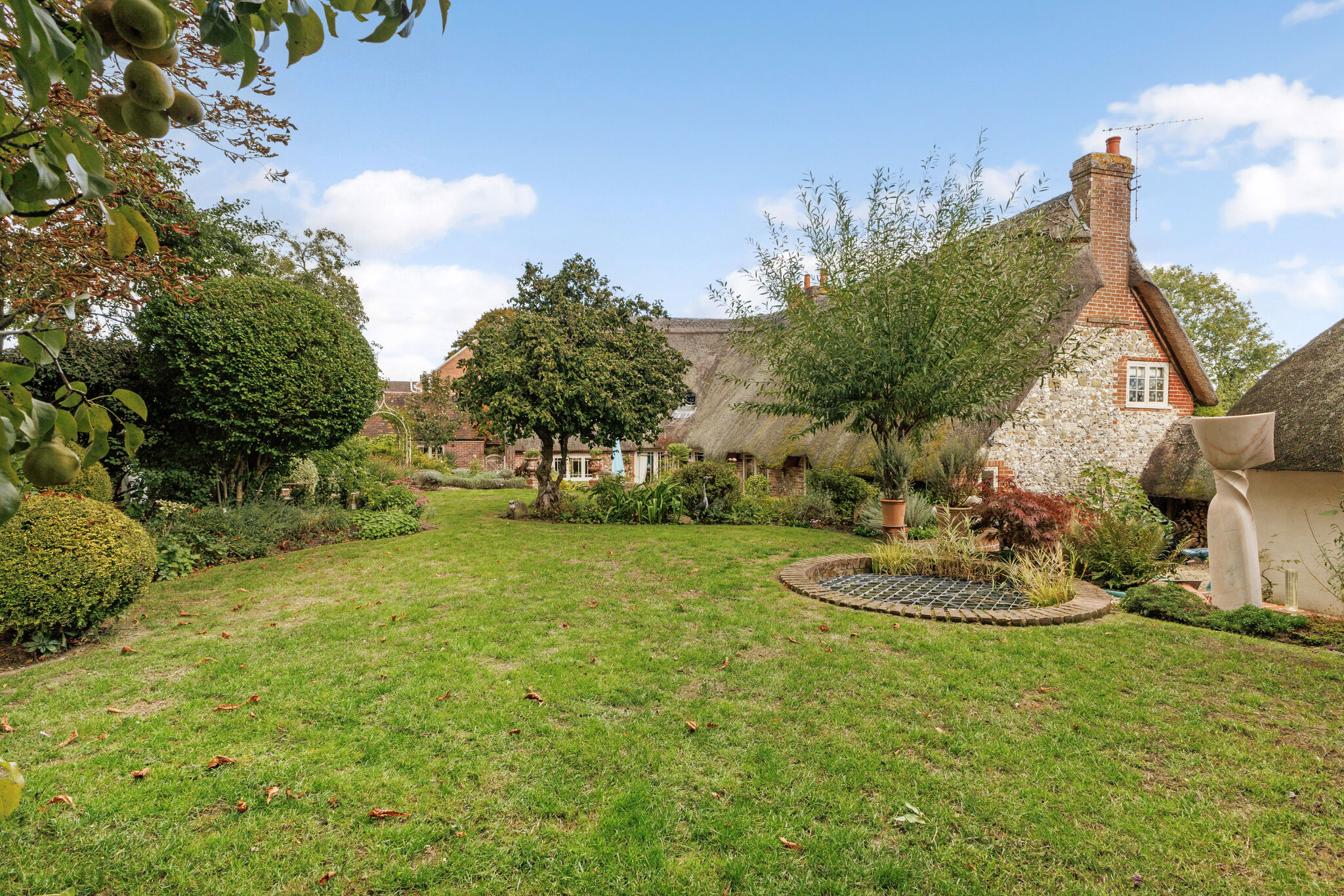 5 bedroom detached house for sale 0