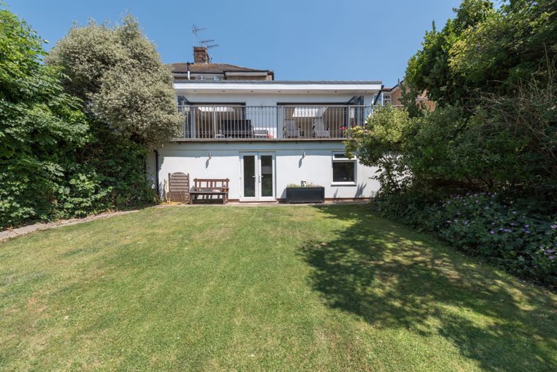 Free property report 154 Hampden Way, Southgate, London, N14 5AX Chimnie