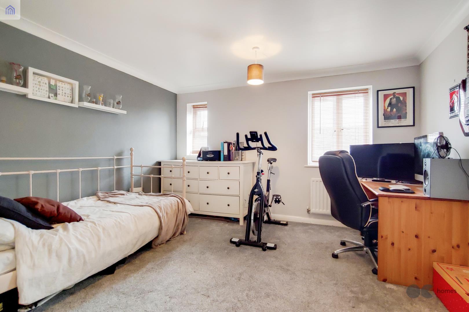5 Bickleigh Court, 30, Paignton Close, Harold Wood photo 5